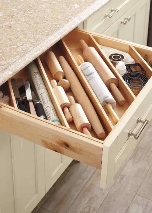 Kitchen drawer organization