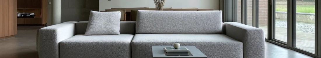 Modular sofa in the sala